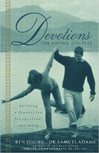 Devoções para casais de namoro: construindo uma fundação para a intimidade espiritual